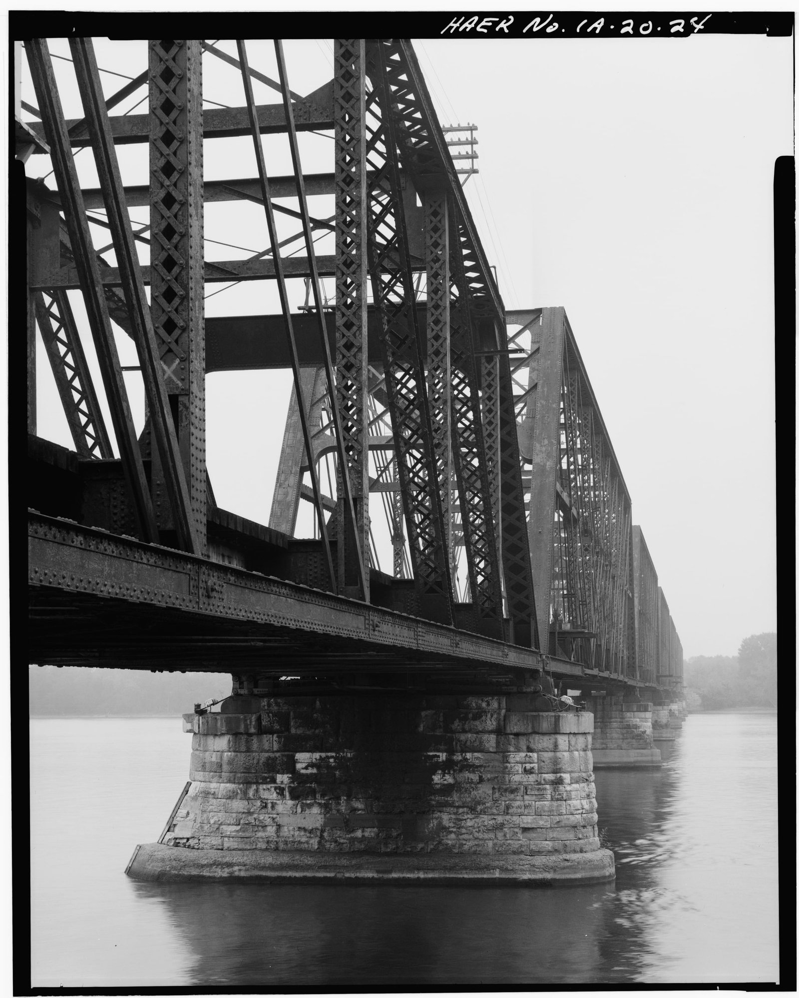 Lower chord of swing span, previous bridge